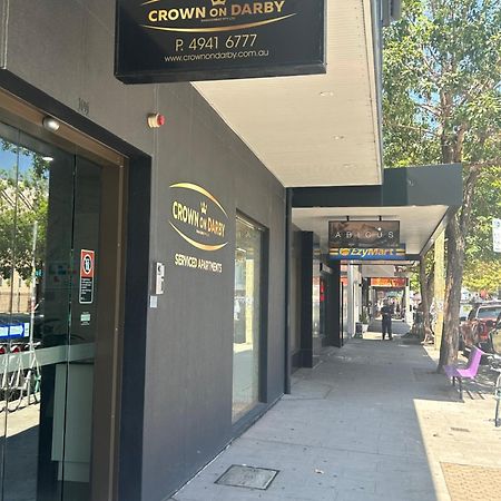 Crown On Darby Newcastle Aparthotel Bagian luar foto