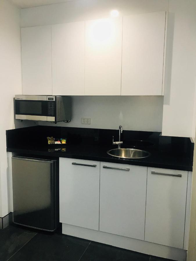Crown On Darby Newcastle Aparthotel Bagian luar foto
